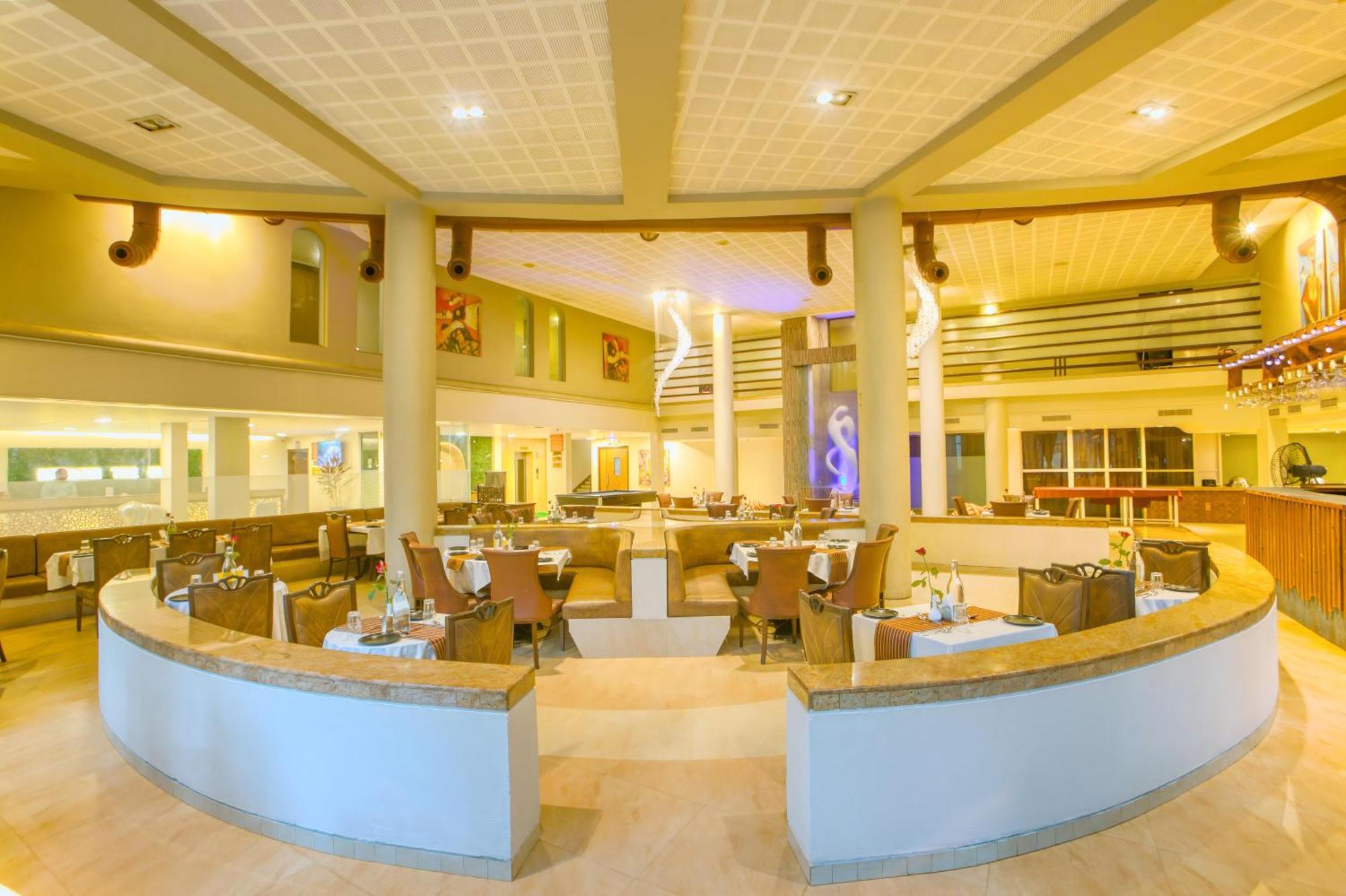 Neelam The Glitz Hotel Calangute Exterior foto